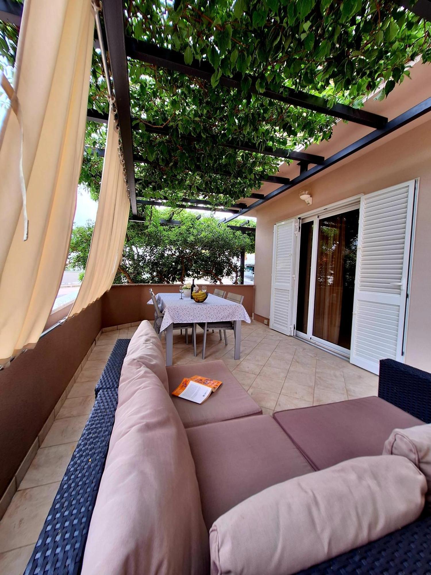 The Golden Island Apartments Krk Town Exterior photo